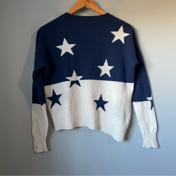 360 Cashmere Abi Asymmetrical Hem Star Print Cashmere Sweater Navy size small - Picture 12 of 15
